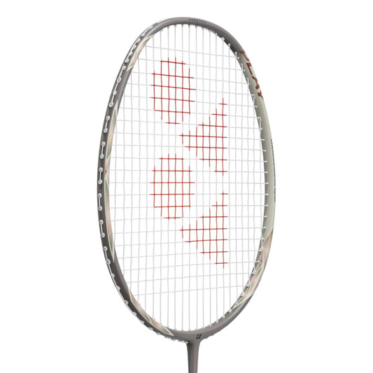 YONEX Astrox 77 Play, light beige, 4U/G5, Werksbesaitung