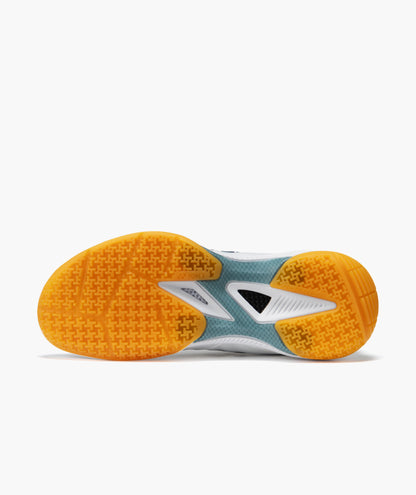 YONEX Power Cushion 65 Z4 V2 women, weiß