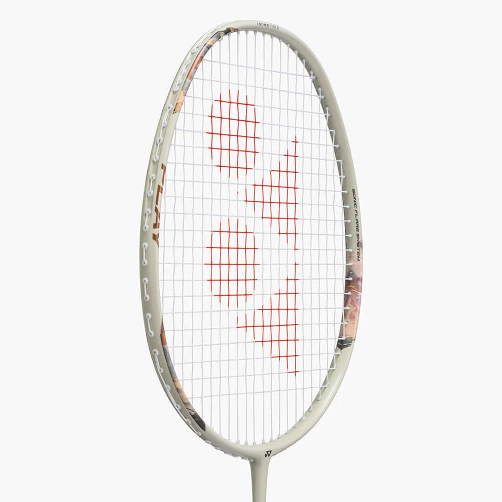 YONEX Nanoflare 700 Play, light beige, 4U/G5, Werksbesaitung